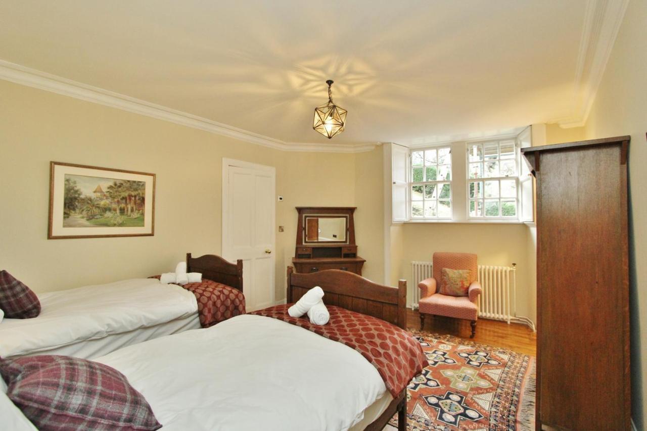 Elegant 3-Bedroom Ramsay Garden Apartment In Edinburgh City Centre Ngoại thất bức ảnh